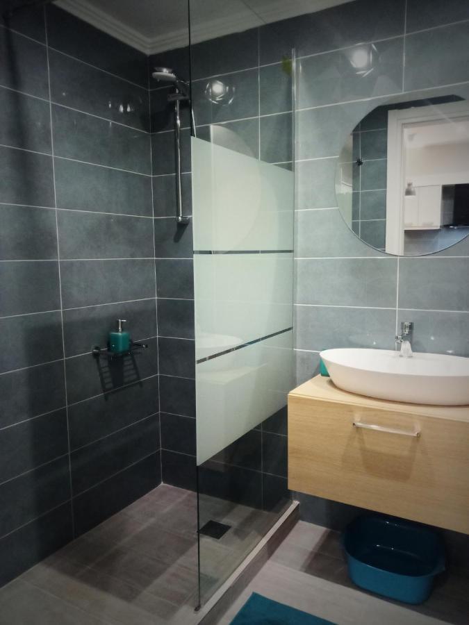 Suite Apartment Athens Center, Metro Metaxourgeio Atenas Exterior foto