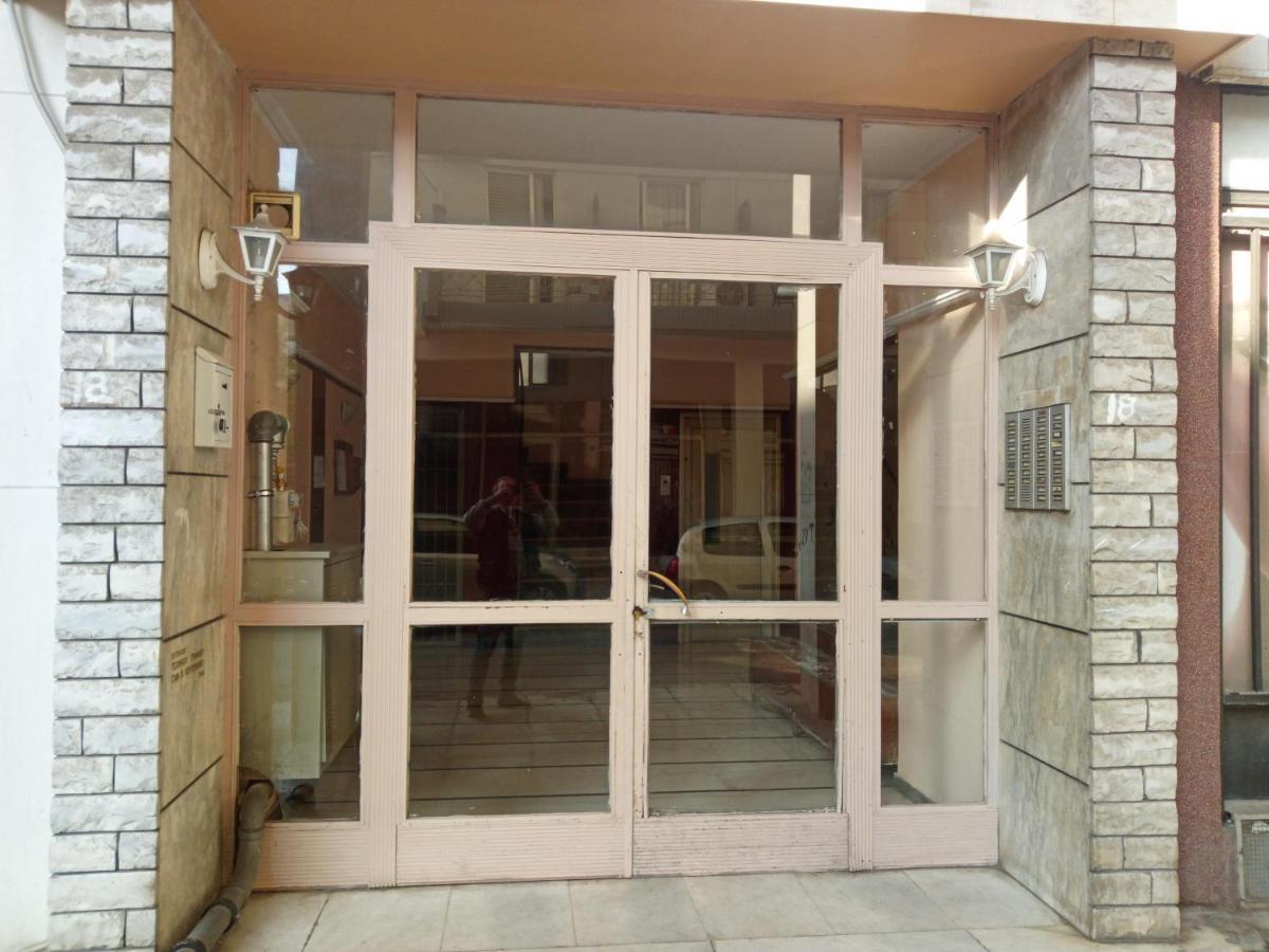 Suite Apartment Athens Center, Metro Metaxourgeio Atenas Exterior foto